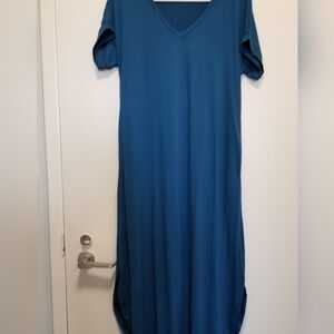 2/$25 Teal V-Neck Dress New With Tag Medium